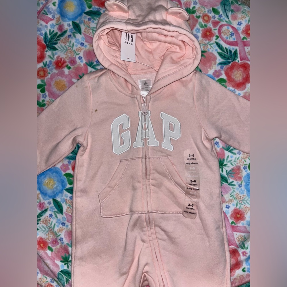 GAP footed Baby logo one piece 3-6 months